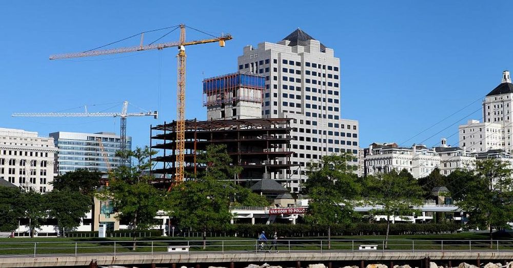 Milwaukee had 17 city employees make $200K or more in '24