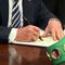 US President Declares His ‘Absolute Right’ to Pardon Himself