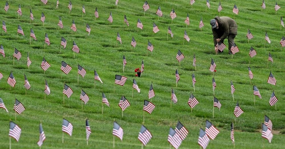Poll: Memorial Day is one of country's more important holidays