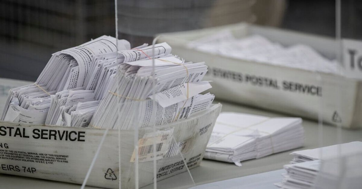Trump, Biden Prepare for Contested Election Over Mail-in Voting