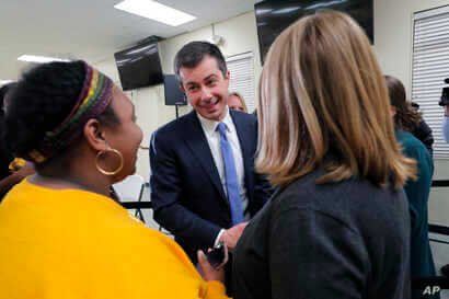 Democratic presidential candidate former South Bend Mayor Pete Buttigieg greets supporters after speaking at a campaign event