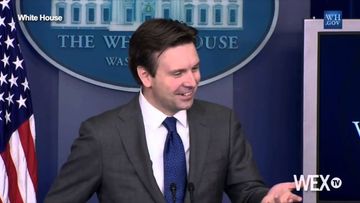 White House’s Earnest: Tom Brady, don’t quit your day job