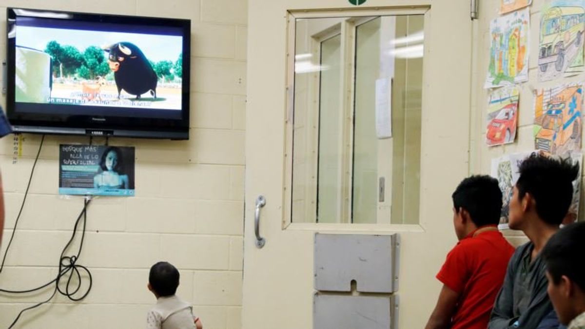 US Sees Limitations on Reuniting Migrant Families 