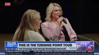 LEAVITT CONFRONTS THE FAKE NEWS!