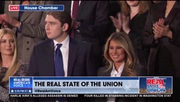 FIRST LADY MELANIA TRUMP ENTERS THE GALLERY