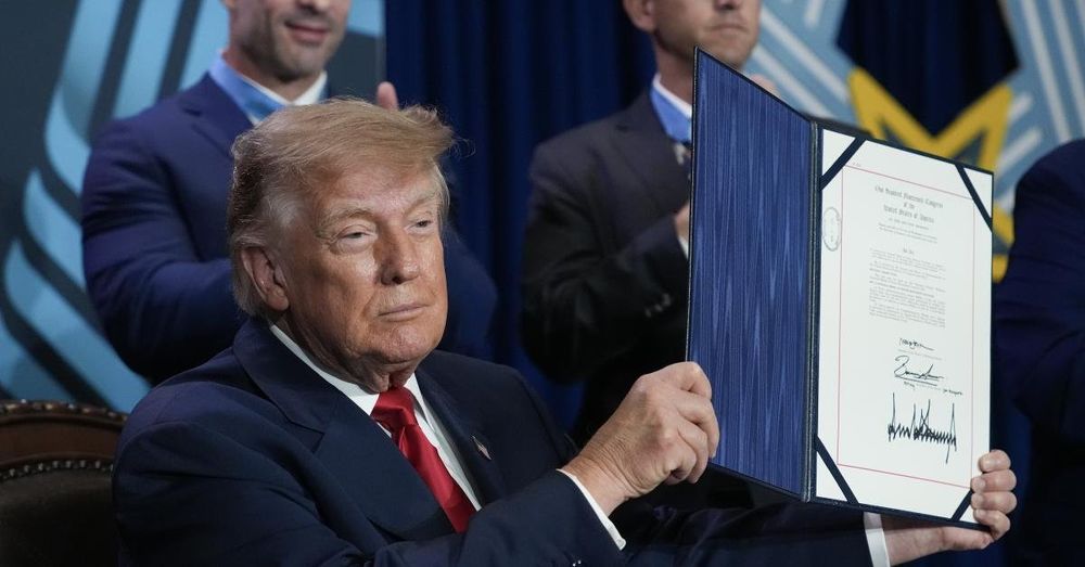 Trump signs legislation that allows creation of Medal of Honor monument on National Mall