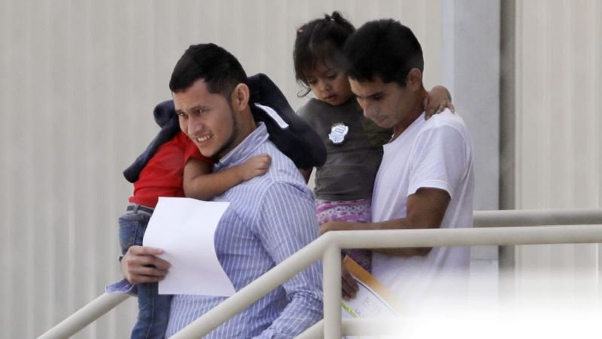 Judge Criticizes Plan to Use Shortcuts to Reunite Families