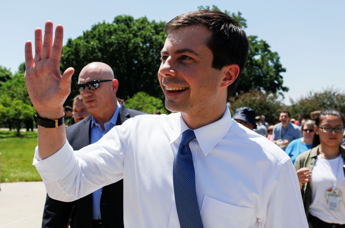 Buttigieg Returns to South Bend After Man Killed by Police