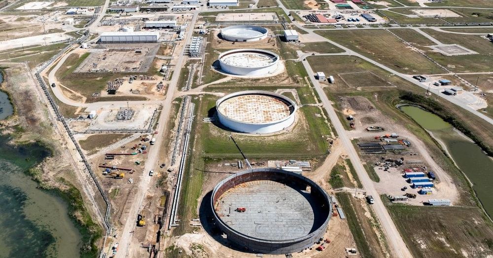 Energy group urges Trump administration to restock oil reserves