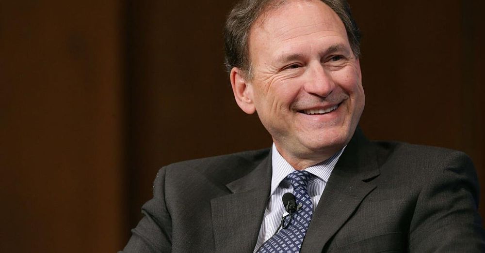 Justice Alito says had 'no involvement' in upside-down flag being flown outside of his home