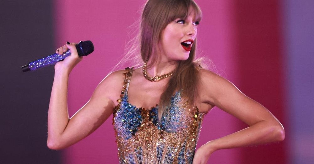 Taylor Swift, Travis Kelce announce engagement on social media