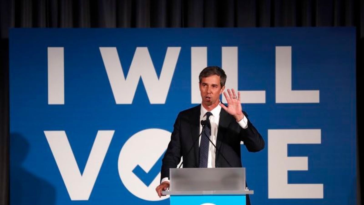 O’Rourke Campaigns With His Wife as He Struggles With Women