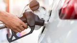 U.S. gas prices hit 7-year high, as crude oil prices continue to climb, though at slower pace