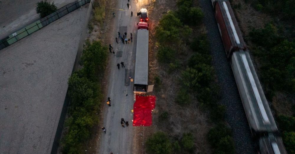 Foreign big rig drivers lose licenses by the thousands, but ride-shares still use illiterate drivers