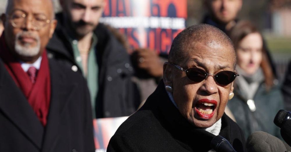 DC Congresswoman Norton, 87, waffles on reelection amid signs of decline, Dems' purge mode