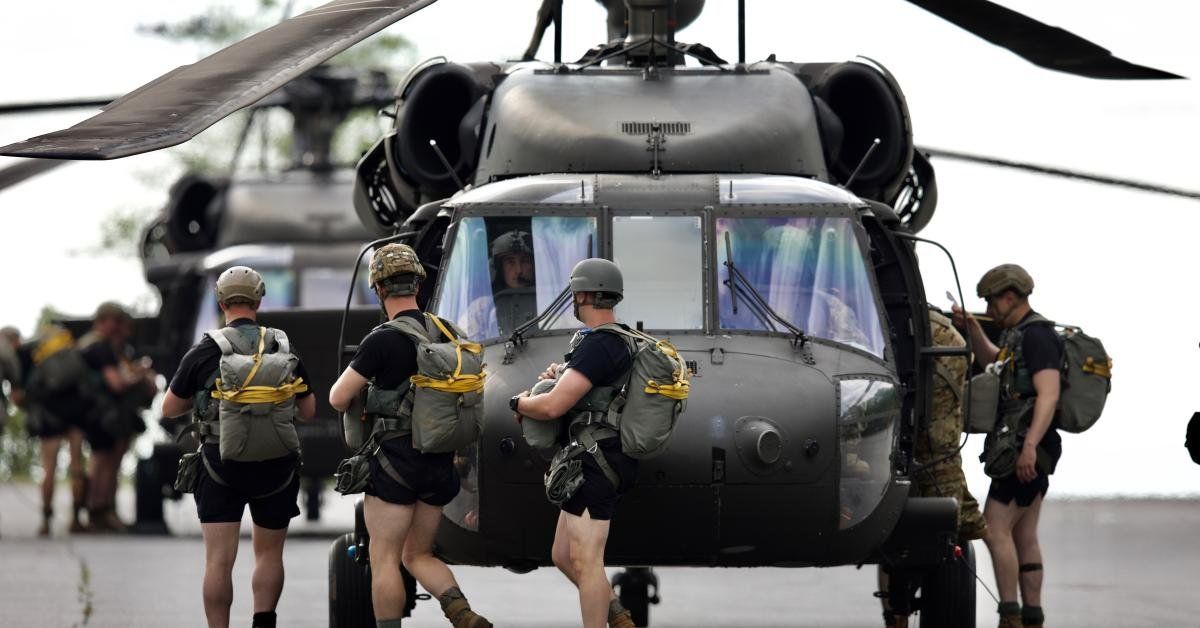 Military confirms multiple casualties in Fort Campbell helicopter training incident - Real America's Voice News