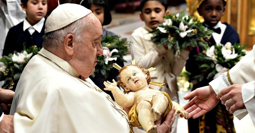 Pope Francis says 'hearts are in Bethlehem' where Jesus is 'rejected by the futile logic of war'
