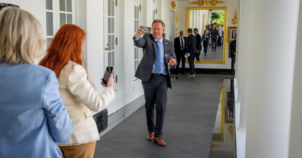 Real America's Voice White House correspondent Brian Glenn leaves role