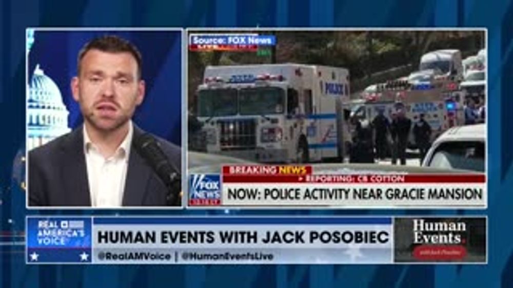 BREAKING: BOMB SQUAD SHUTS DOWN AREA NEAR GRACIE MANSION