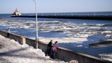 Up to 100 fishermen stranded in northern Minnesota on a large piece of ice in the middle of a lake