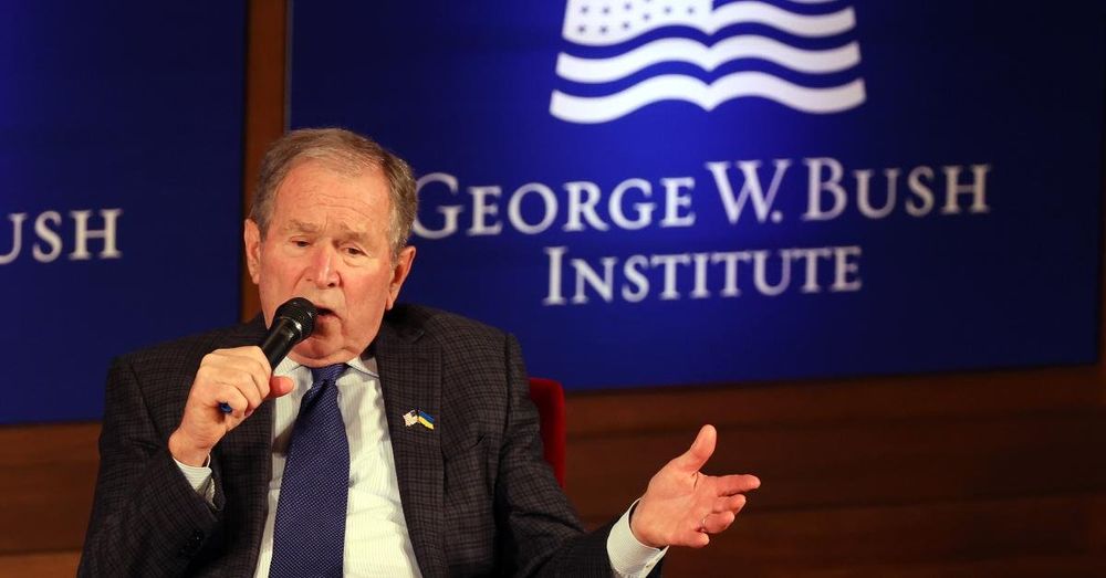 Mixed message? Bush foundation chief who organized unity letter previously leaked Steele dossier