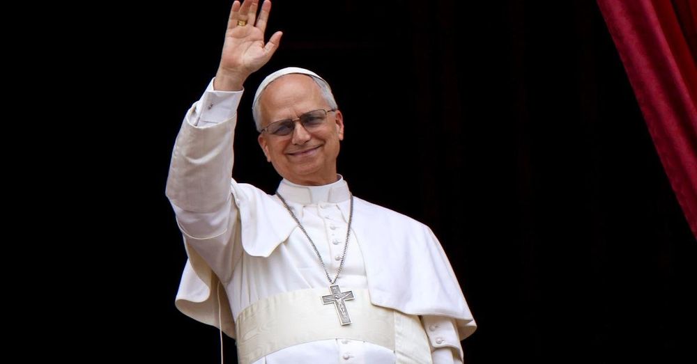 Meeting between Pope Leo XIV and Chicago mayor met with mixed opinions