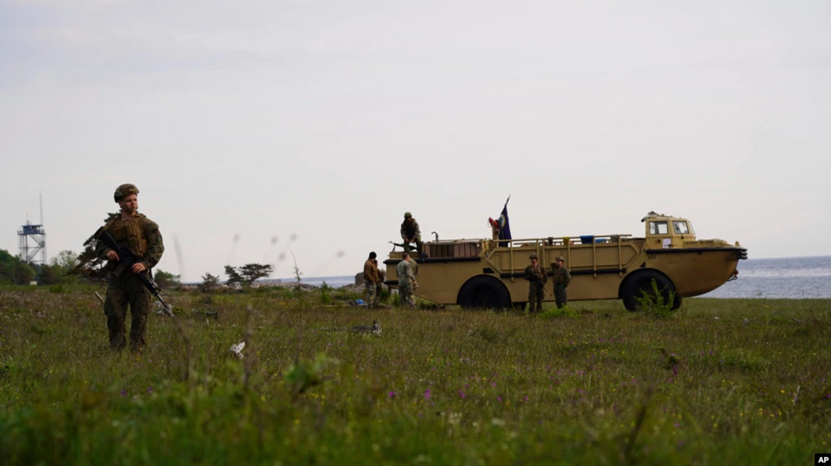 Swedish, US Troops Drill on Remilitarized Baltic Sea Island