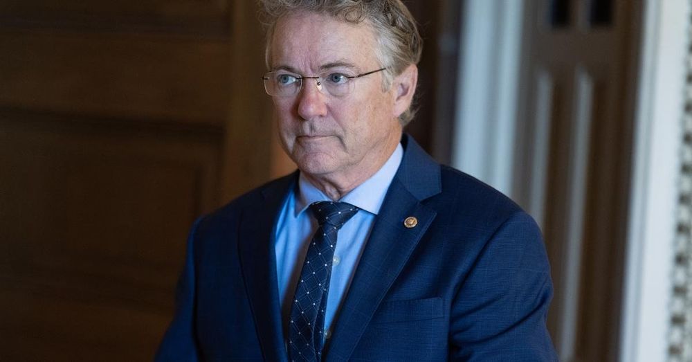 Democrats and three Republicans block Senate crypto bill from advancing to final vote