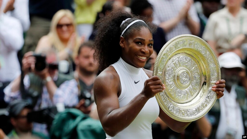 Serena Williams Gets Wild-Card Entry for Wimbledon Singles