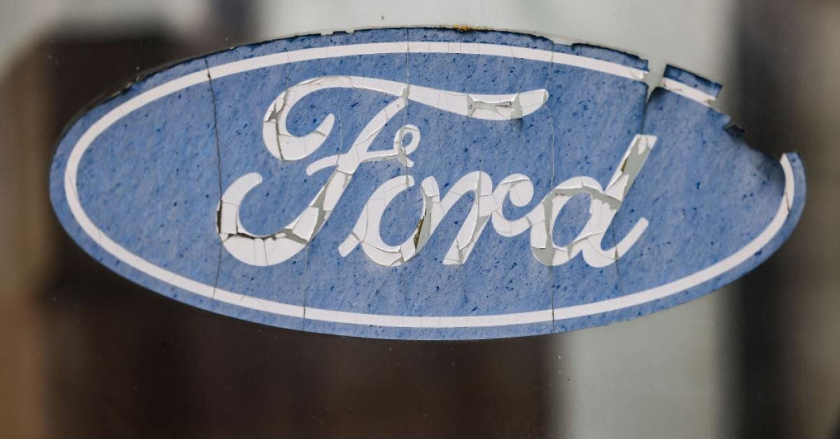 Ford recalls nearly half a million cars over rear view camera defect