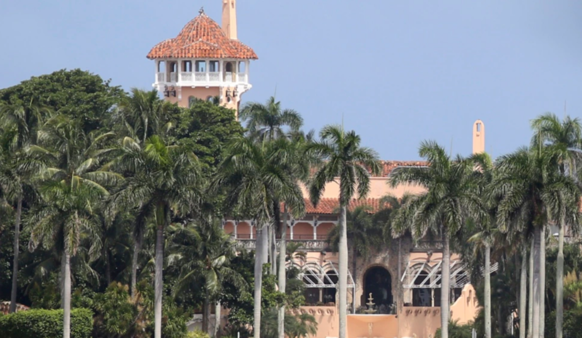 Report: Trump Took Kim 'Love Letters,' Government Records from White House