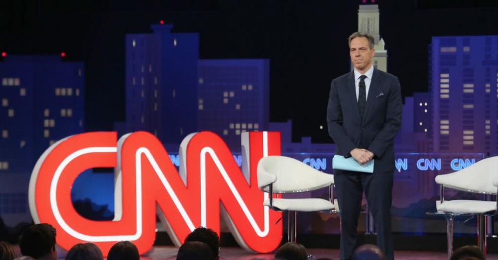 Jake Tapper says 'Trump was right' and 'Biden was wrong' about Hunter's business dealings with China