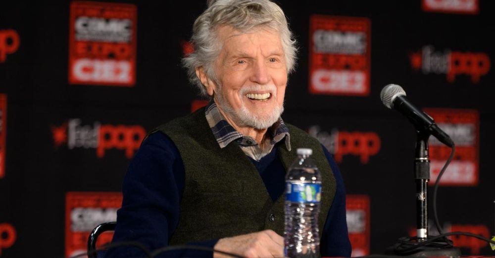 Emmy award-winning actor Tom Skerritt of 'Alien' and 'Picket Fences' fame dies at 93