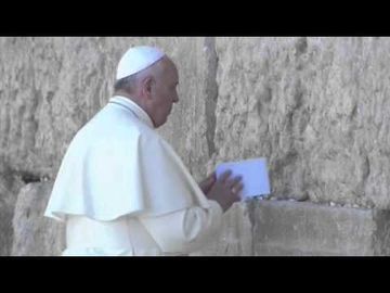 Raw: Pope visits Jerusalem’s Western Wall