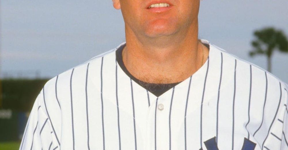 Tommy John, legendary pitcher for the Yankees, White Sox and Dodgers, dead at 83