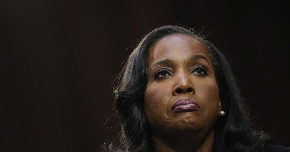 Lisa Cook challenges firing from Federal Reserve Board, Fed says it will abide by court ruling
