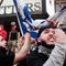 Violent clashes erupt between pro-Palestinian and pro-Israel protestors in Times Square