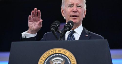 Biden joins Hobbs, Ducey, Apple CEO for tour of Arizona chip plant site
