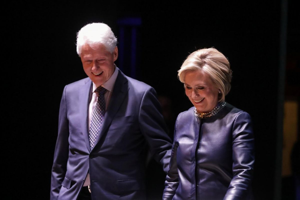 Clintons Focus on Economic Inequality at Arkansas Conference