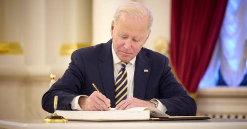 Biden signs measure to block D.C. criminal reforms