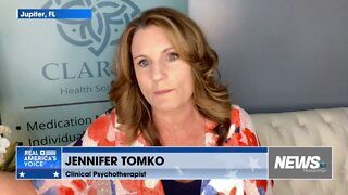 Clinical Psychotherapist Explains the Warning Signs Leading up to the Horrific Shooting