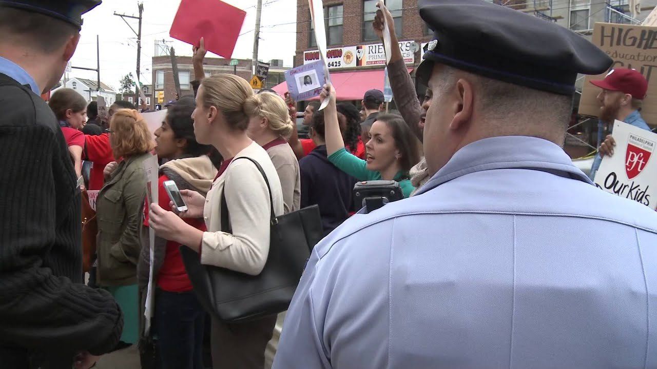 Pennsylvania Gov. Tom Corbett dodges education protesters