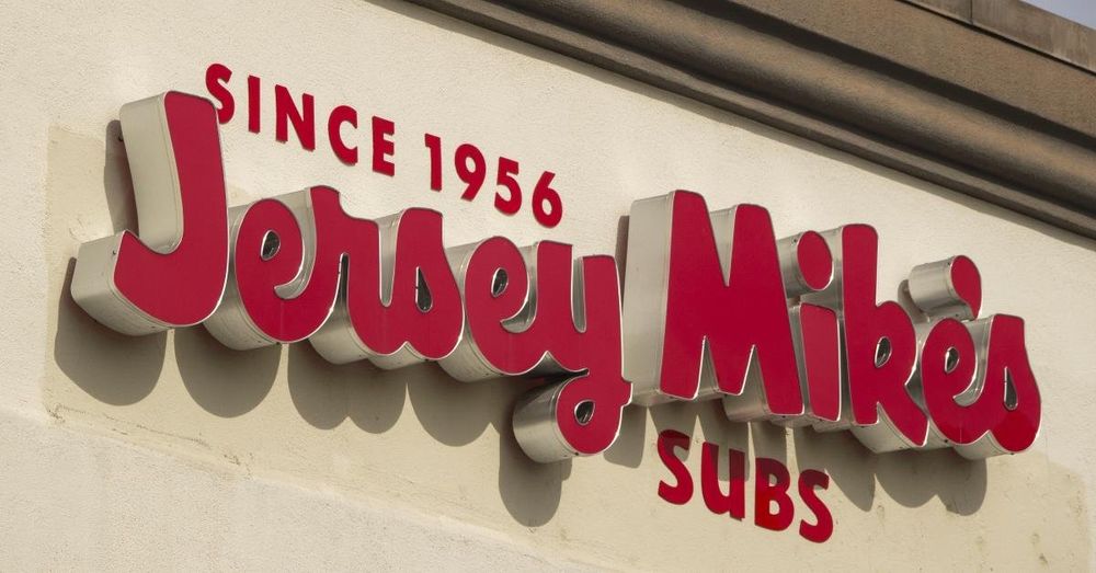Jersey Mike's unseats Chick-fil-A as America's highest-rated fast food chain: report