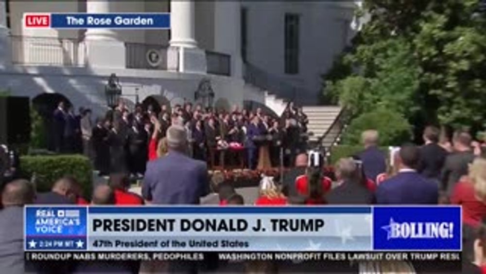 CHAMPIONS IN D.C.: PRESIDENT HOSTS INDIANA FOOTBALL