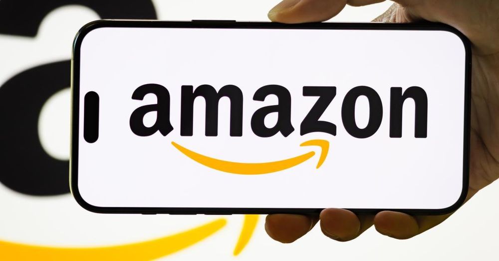 Amazon Web Services gifts $1 billion coupon to the Trump admin for cloud access