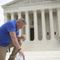 In oral arguments, Justices seems to lean toward fired football coach in praying on field case