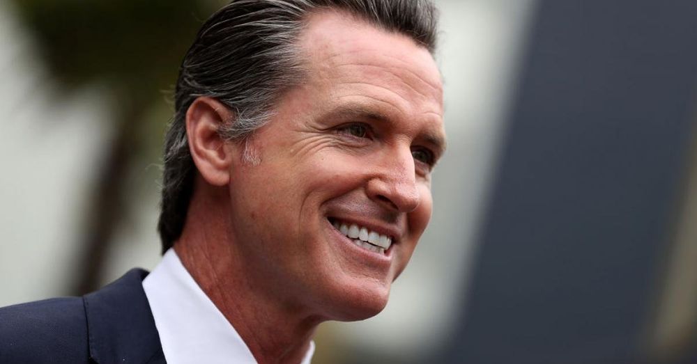 Newsom celebrates gas price decline since start of Ukraine conflict, amid job losses