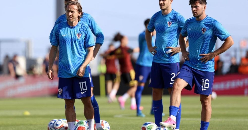 Croatia soccer team practices at famed Virginia prep school, Episcopal, John McCain's alma mater