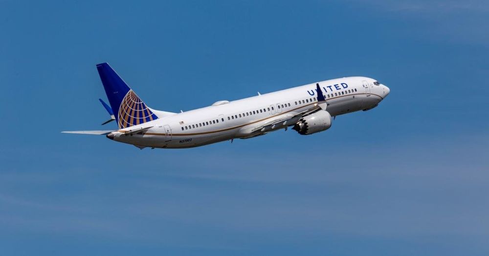 United Airlines finds loose bolts on Boeing 737 Max 9s