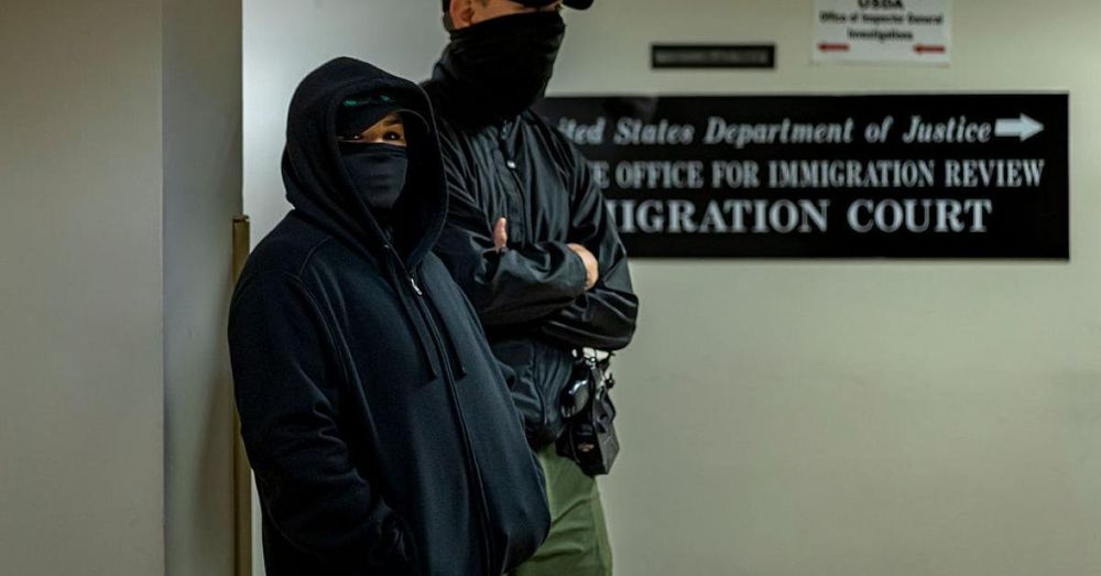 Trump admin throws cold water on ICE masks ban as shutdown talks stall